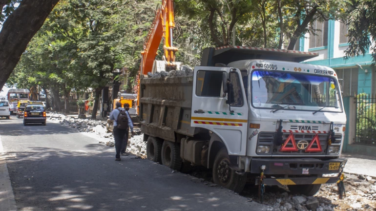 67-Year-Old Injured as Barricades Collapse at Roadwork Site in Andheri